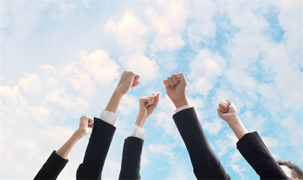 中高層領導的工作重點是什么？