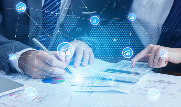 如何通過市場調研和預測制定科學的年度經營計劃？