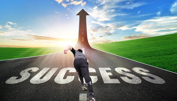 如何利用營(yíng)銷(xiāo)咨詢(xún)公司的數(shù)據(jù)分析能力進(jìn)行策略制定？