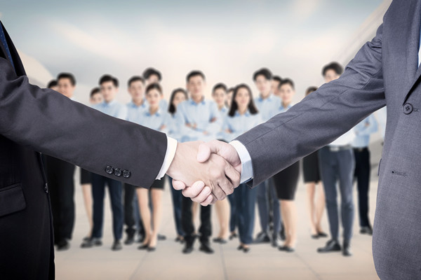 戰略轉型：再造競爭優勢，開拓新局面