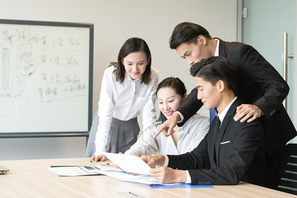 引領市場變革，專業營銷咨詢助力企業持續增長