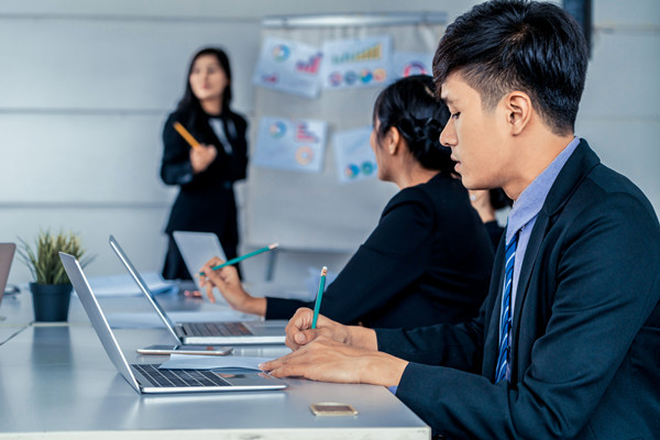 集團管控：從分散到集中，打造高效協同的管控模式