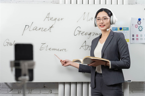 品牌數(shù)字化：借助數(shù)字技術(shù)，創(chuàng)新品牌營銷模式