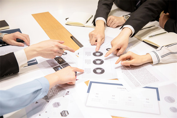 營銷團隊管理：培養(yǎng)高效團隊，提升執(zhí)行力