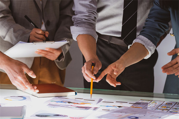 績效溝通：建立良好溝通，促進績效提升