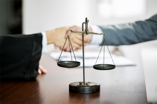 戰(zhàn)略聯(lián)盟與合作：強(qiáng)強(qiáng)聯(lián)手，共創(chuàng)未來