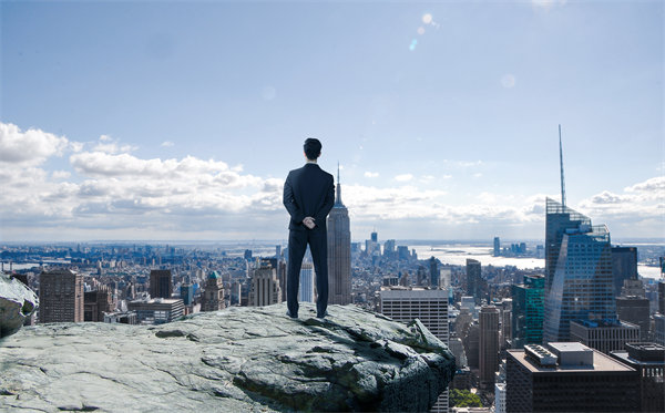 戰(zhàn)略眼光：洞察市場趨勢，搶占先機(jī)引領(lǐng)未來