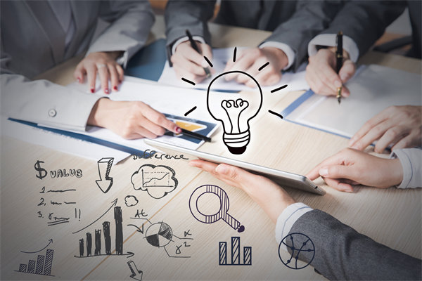 優化集團管控流程，加強風險管理與內部控制