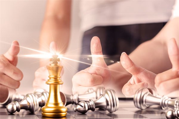 戰(zhàn)略咨詢創(chuàng)新驅(qū)動(dòng)，激發(fā)企業(yè)活力，鑄就長(zhǎng)青基石