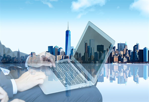 面對行業變革，企業如何重構組織以適應新市場環境？