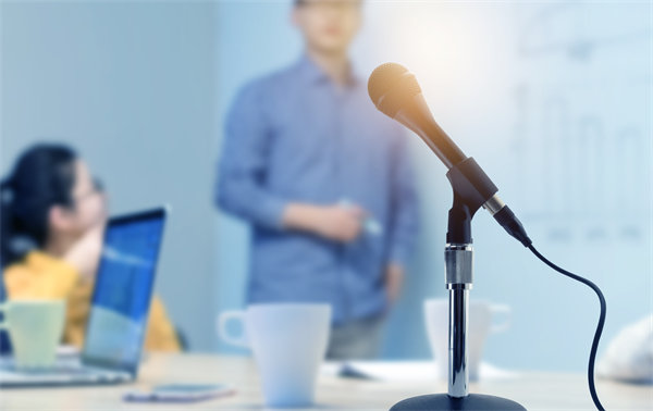 企業文化如何深度融合HR管理，增強團隊凝聚力？