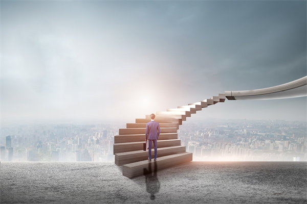 如何設(shè)計(jì)個(gè)性化員工成長(zhǎng)路徑，助力組織愿景實(shí)現(xiàn)？