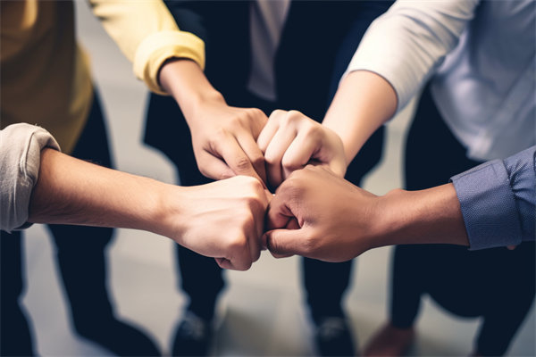 如何構建積極工作環境：促進員工滿意度與認同感？