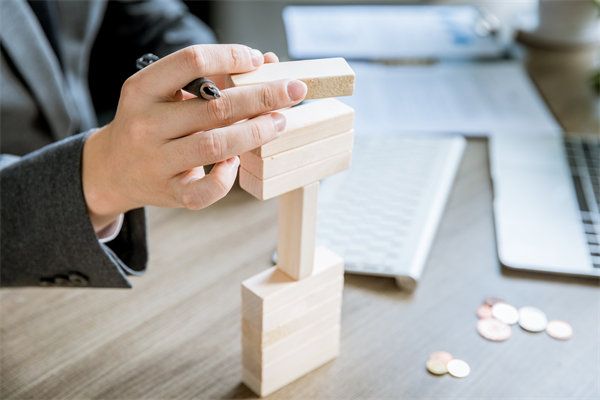 集團管控如何平衡創新與穩定，推動可持續發展？