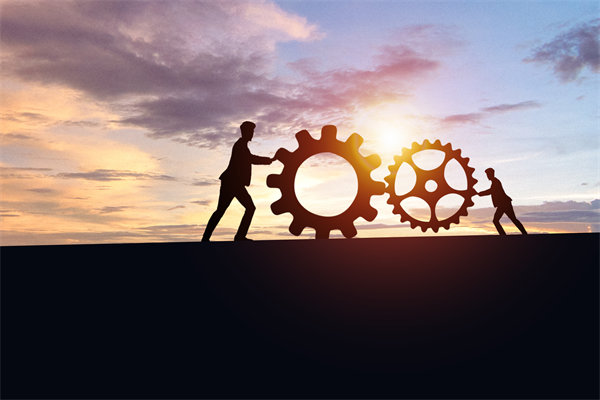 企業(yè)管理固化提升空間有限，如何進行商業(yè)重組突圍？