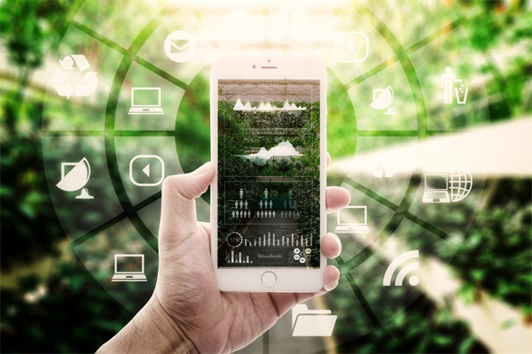 數字化轉型如何加速精益生產策略的實施與成效？