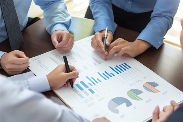 績效面談中，如何營造積極氛圍以促進(jìn)雙方共識？