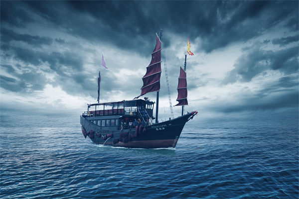 在全球化競爭中，企業(yè)如何制定有效的戰(zhàn)略管理策略？