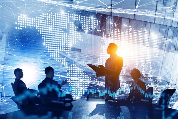 面對(duì)市場(chǎng)快速變化，組織規(guī)劃如何保持靈活性與前瞻性？