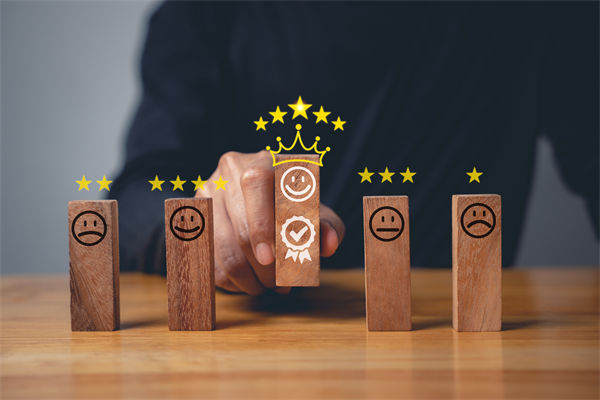 客戶為中心，管理咨詢?nèi)绾沃ζ髽I(yè)優(yōu)化服務(wù)體驗(yàn)？