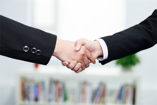 如何通過人力資源管理提升企業核心競爭力？