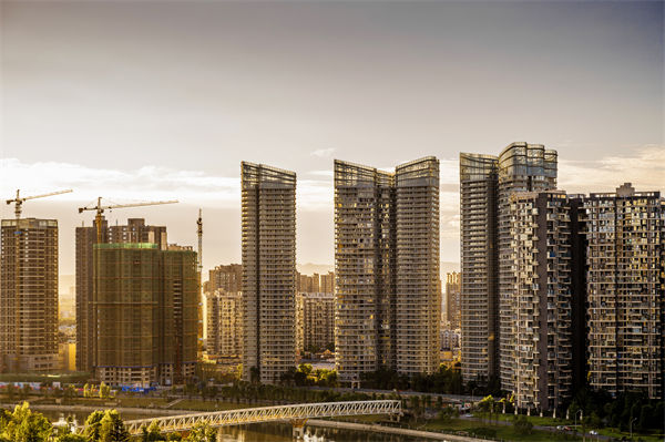 北上廣深樓市集體回暖，對制造型企業有何啟示？