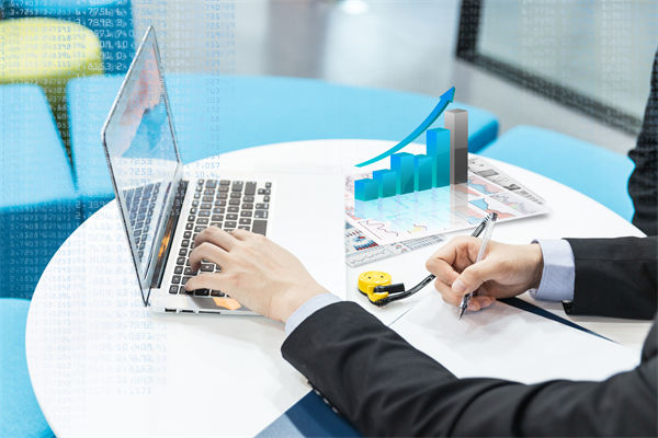 大數據與AI如何助力企業實現精準預算分析與預測？