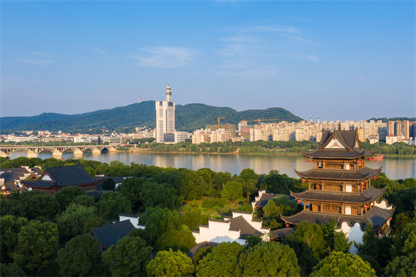 長沙績效咨詢公司如何為企業構建高效績效評估體系？