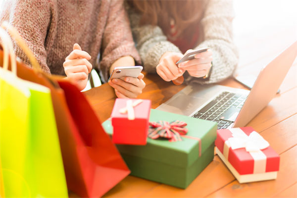 品牌戰略管理中，如何有效應對市場變化與消費者需求？