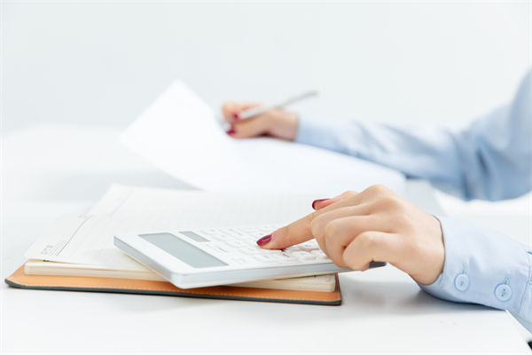 薪酬結構如何設計才能最大化激勵員工積極性？