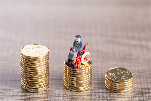 明年適當提高退休人員基本養老金，對供應鏈的啟示