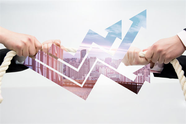 競(jìng)爭(zhēng)對(duì)手策略多變，企業(yè)戰(zhàn)略管理如何調(diào)整以應(yīng)對(duì)挑戰(zhàn)？