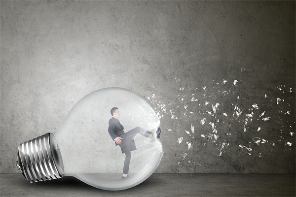 營銷團(tuán)隊如何培養(yǎng)創(chuàng)新思維，應(yīng)對市場變化？