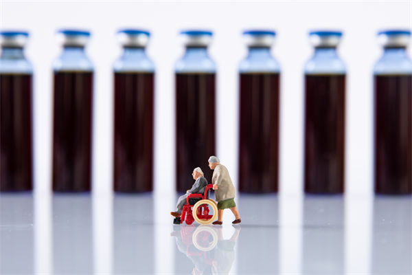 為啥有些老人沉迷購買保健品？對品牌營銷有何啟示？