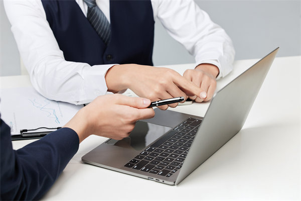 人才流失嚴重，人力資源管理如何構(gòu)建穩(wěn)固人才防線？