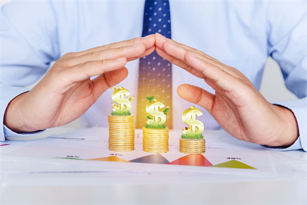 如何在資源有限的情況下，優化企業戰略管理以實現目標？