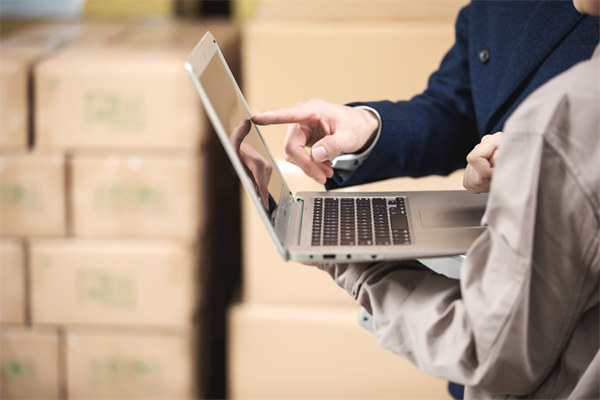 制造業庫存管理中常見的風險及應對策略有哪些？