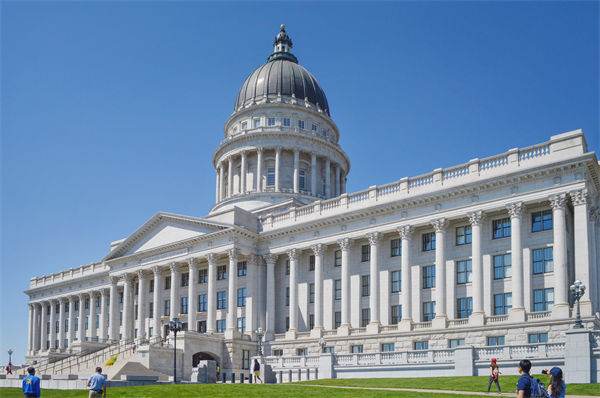 特朗普：不會暫停關稅政策，對民企供應鏈的影響有？