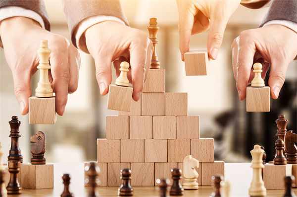 文化管理與戰(zhàn)略背道而馳，如何構(gòu)建協(xié)同發(fā)展體系？