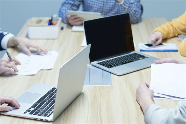 團隊績效長期低迷，從績效管理角度怎樣實現(xiàn)強勢扭轉？