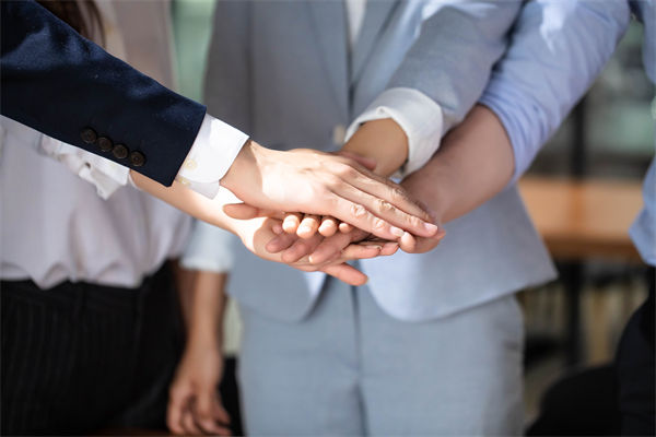 新老員工文化沖突不斷，企業文化怎樣實現融合傳承？