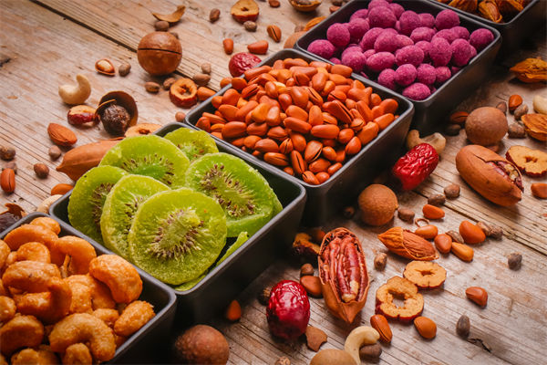 品牌營銷分析：第一批開零食店的人，賺夠千萬離場了