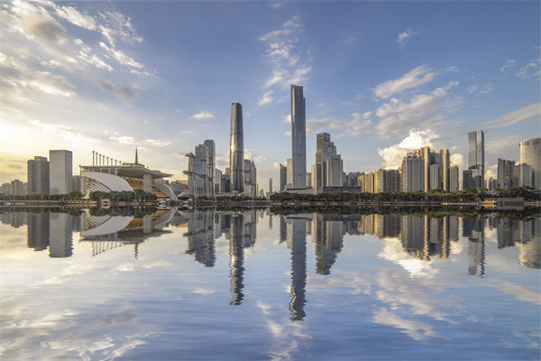 制造業(yè)庫存積壓嚴(yán)重卻仍斷貨，廣州供應(yīng)鏈咨詢公司如何調(diào)和產(chǎn)銷矛盾？