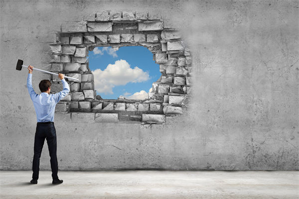 各部門年度計劃承諾明確，協同落地時為何仍有脫節？