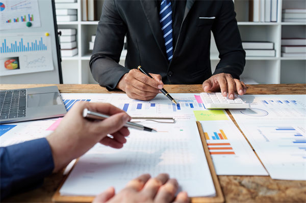 效能提升乏力，數(shù)智化咨詢怎樣協(xié)助找到破局支點？