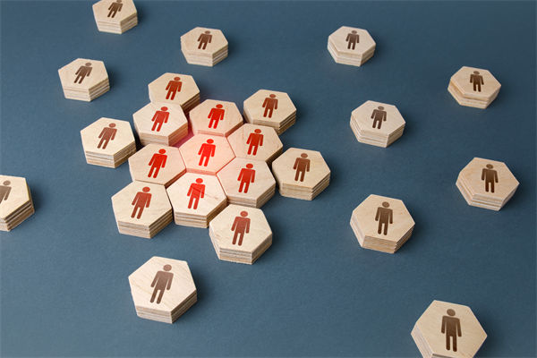 集團(tuán)管控越管越亂？根源在這五個(gè)被忽視的底層邏輯！