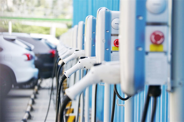 每5輛電動汽車就有2個充電樁，精益生產管理怎么看？