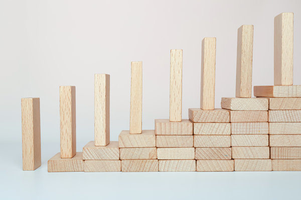 珠海年度經營計劃咨詢公司推薦，如何制定可落地的年度目標？